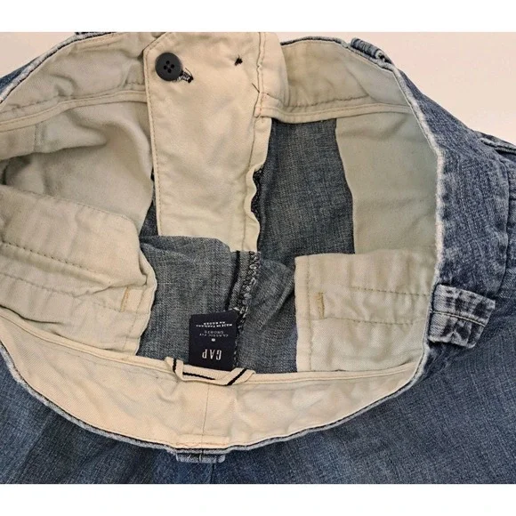 Gap Classic Fit Denim Jean Shorts Women's 8 Blue Capsule Preppy Minimalist - Picture 5 of 9